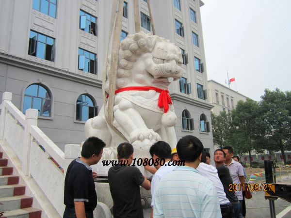 武汉汉白玉石狮子